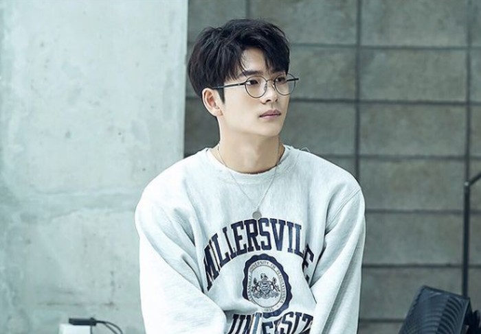 Kang Tae Oh, si mahasiswa jurusan seni yang menarik perhatian dalam drama Run On / foto: instagram.com/kto940620