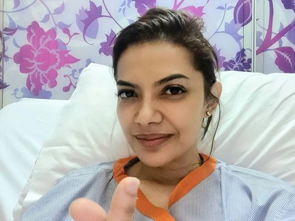 Najwa Shihab Diinfus karena Gangguan Usus, Postingannya Banjir Doa Seleb