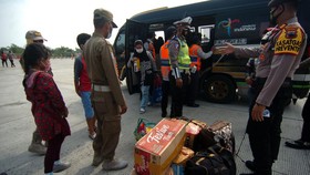 Polisi Bakal Sita Mobil Travel Gelap Bawa Pemudik