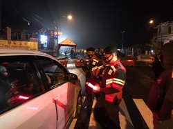 Mudik Dilarang di Jalur Cemoro Sewu Magetan, 60 Kendaraan Diputar Balik