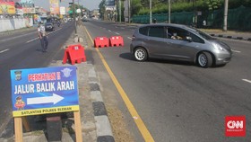 Mobil Tabrak Polisi Saat Terobos Pos Penyekatan Prambanan