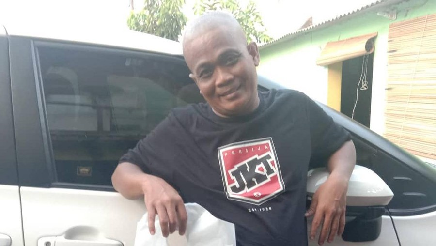 Lama tak ada kabar komedian Sapri dikabarkan tengah sakit. Intip lagi keceriaan Sapri sebelum jatuh sakit!