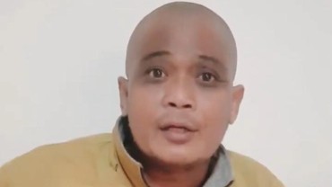 img-title Istri Ungkap Kondisi Terkini Komedian Sapri Usai Dilarikan ke ICU
