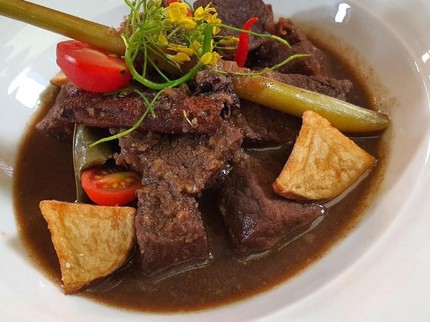 4 Resep Semur Daging Betawi dan Variasinya, Mau Coba ala Xander's Kitchen?