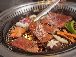 5 Tips Makan di Restoran AYCE Agar Tidak Buang-buang Makanan
