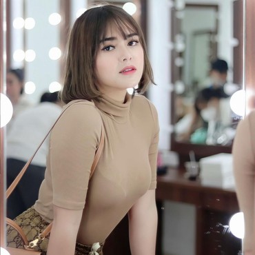 Amanda Manopo Pakai Gaun 'Biasa', Netizen Malah Syok Lihat Harga