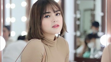 AMANDA BUKA SUARA