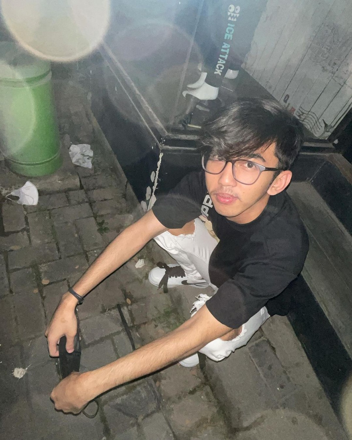 Nama BTR Branz menjadi viral karena melakukan tindak asusila saat live streaming game Mobile Legends&period; Yuk kita lihat sosoknya&excl;