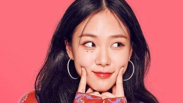 Lirik Lagu The Weekend - BIBI