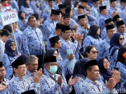 4 Syarat Pegawai Honorer Bisa Diangkat Jadi PNS, Catat Ya Bun!
