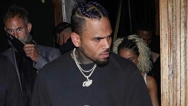 img-title Alasan Konser Chris Brown di Afrika Diboikot Komunitas Anti Kekerasan Perempuan