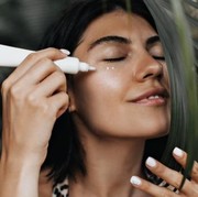 Tren Contouring Pakai Sunscreen, Amankah untuk Kulit?
