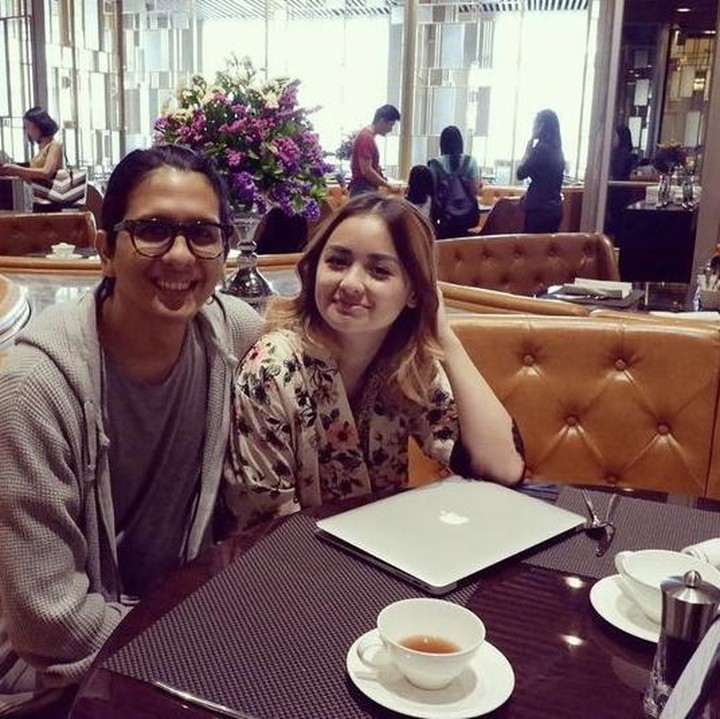 <p>Suami Joanna Alexandra, Raditya Oloan meninggal pada Mei 2021 lalu. Kepergian suami menyisakan duka mendalam bagi Joanna Alexandra. Ia 'menghilang' sementara dari media sosial. (Foto: dok. Instagram)</p>