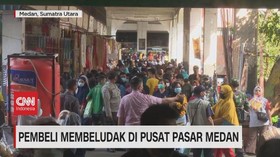 VIDEO: Pembeli Membludak di Pusat Pasar Medan