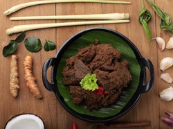 Rendang Daging Sapi Asli Padang, Rendang Darek dan Rendang Pesisir
