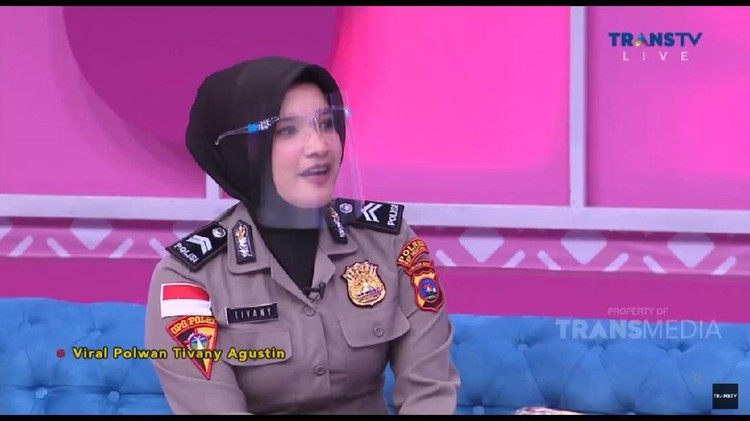 Polwan Cantik Tivany Agustin Polwan Cantik Tivany Agustin