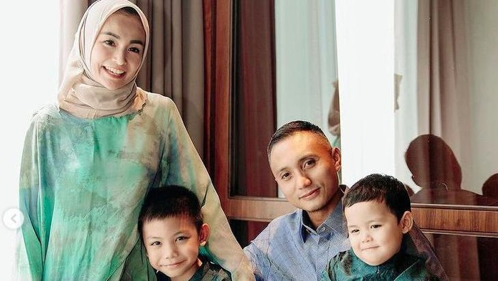 Soraya Larasati dan suami