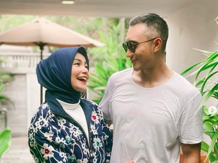 7 Potret Romantis Soraya Larasati dan Suami, Sama-sama Hobi Olahraga