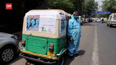 VIDEO: Bajaj Diubah Jadi Ambulans Antar Pasien Covid-19 India