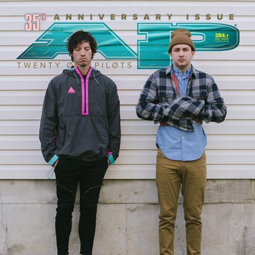 Lirik Lagu Stressed Out - Twenty One Pilots