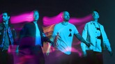 FOTO: Sosok Hologram di Video Musik Coldplay, Higher Power Band asal Inggris Coldplay membagikan video musik untuk lagu baru mereka berjudul Higher Power, menampilkan sosok hologram.