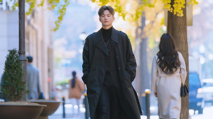 5 Kemiripan Pemain 'Doom At Your Service' Park Bo Young dan Seo In Guk