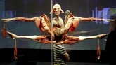 FOTO: Body Worlds, Eksplorasi Interaktif Tubuh Manusia Ahli anatomi Jerman Gunther von Hagens memamerkan anatomi tubuh manusia yang terbuat dari plastik pada pameran