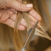 Kondisi Potong Rambut yang Haram Dilakukan Saat Ramadan