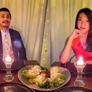 Inspirasi Tampil Stylish Bareng Pasangan ala Selebriti! Dari Indonesia, Korea Sampai Hollywood!