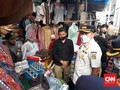 Satpol PP Tindak Tegas Pedagang Bandel di Pasar Tanah Abang