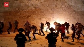 VIDEO: Polisi Israel Amankan Demo Warga Palestina, 184 Luka