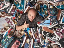 Pendiri Sepatu Vans Paul Van Doren Meninggal Dunia