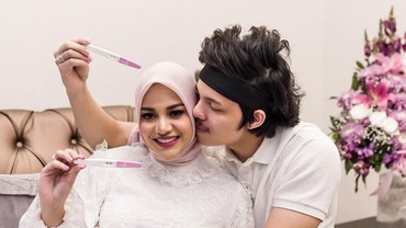 img-title Aurel Hamil, Atta Halilintar Ikutan Ngidam