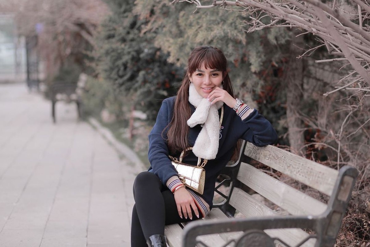 Alfath Fathier menikah lagi dengan seorang model cantik bernama Nadia Christina&period; Yuk kita intip potretnya Nadia yang dituding pelakor&excl;