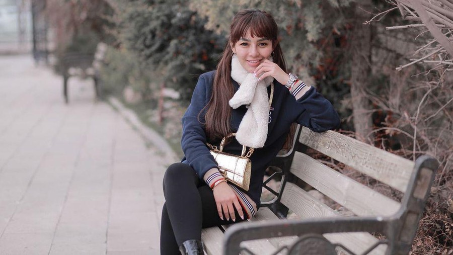 Nadia Christina Alfath Fathier menikah lagi dengan seorang model cantik bernama Nadia Christina. Yuk kita intip potretnya Nadia yang dituding pelakor!