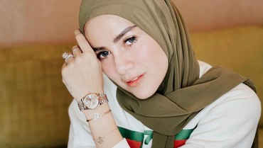 img-title Unggah Video Lepas Hijab, Olla Ramlan Langsung Kena Tegur