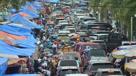 Keyakinan Konsumen RI Naik Berkat THR