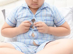 Emak-emak Sering Lupa, Kebiasaan Ini Kerap Bikin Anak Tumbuh ke Samping