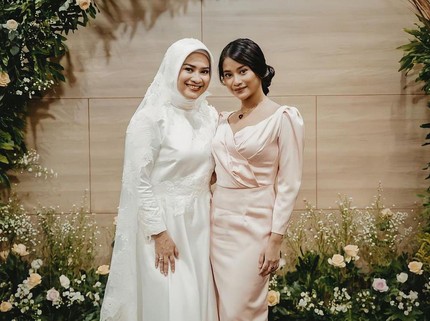 Potret 7 Artis & Anaknya yang Sama-sama Cantik, Ikke Nurjanah hingga Lydia Kandou