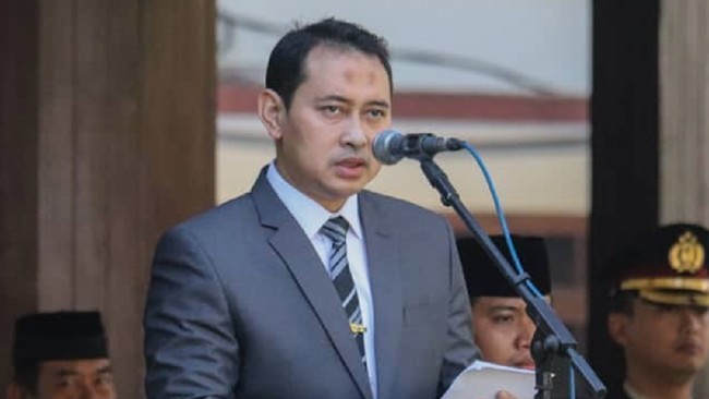 Bareskrim Polri telah memeriksa saksi dan menggeledah ruang kerja Bupati Nganjuk Novi Rahman Hidayat terkait kasus dugaan korupsi pengisian jabatan.