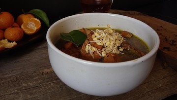 OLAHAN DAGING SAPI JADI RESEP LOKAL: RAWON SURABAYA DAN BISTIK JAWA