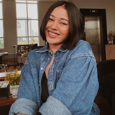 Pesona Mutia Ayu yang Masih Menikmati Kesendirian