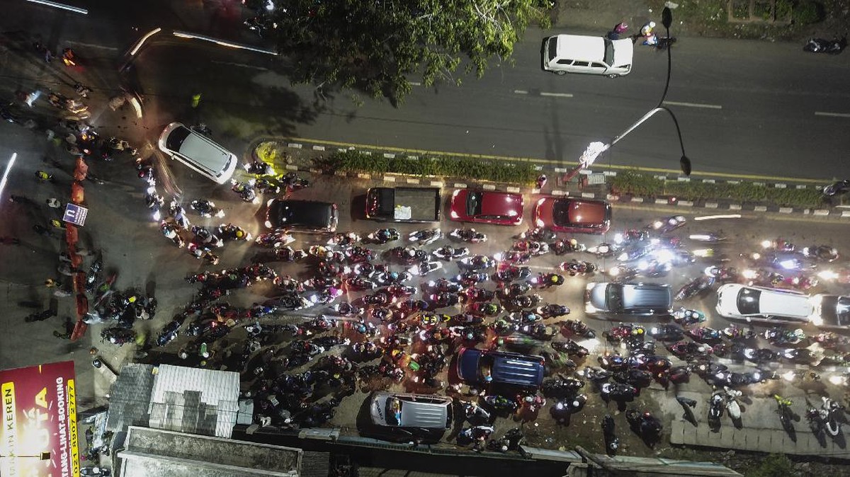FOTO: Jebolnya Benteng Penyekatan Mudik