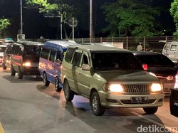 Bukan Disekat, Begini Cara Pemerintah Kontrol Pemudik yang Naik Mobil Pribadi