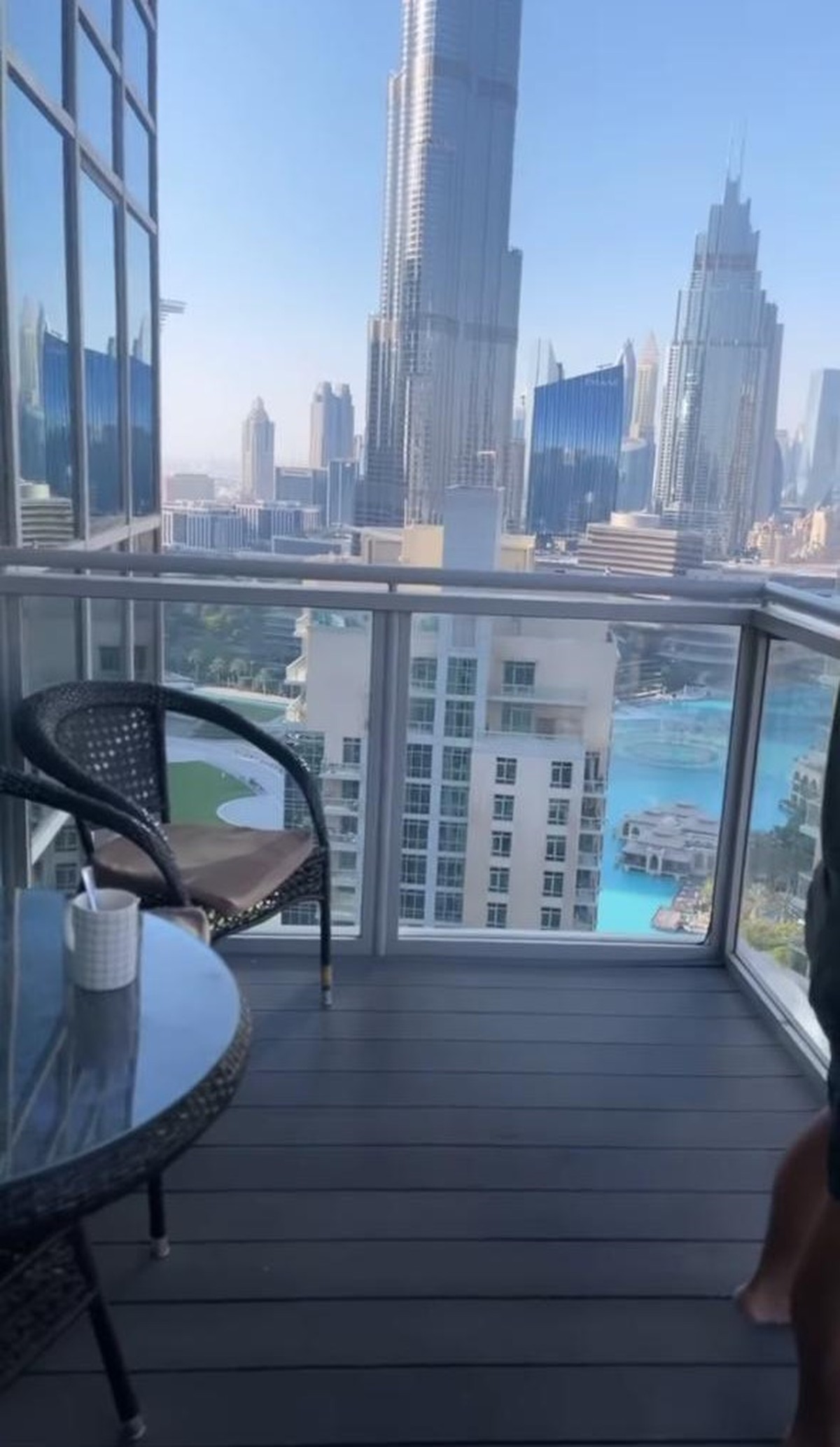 Apartemen Mewah Anang di Dubai