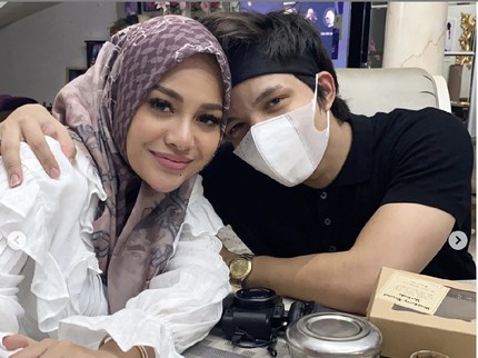 Doa Sembuhkan Penyakit Ain Seperti yang Disebut Netizen Saat Aurel Keguguran