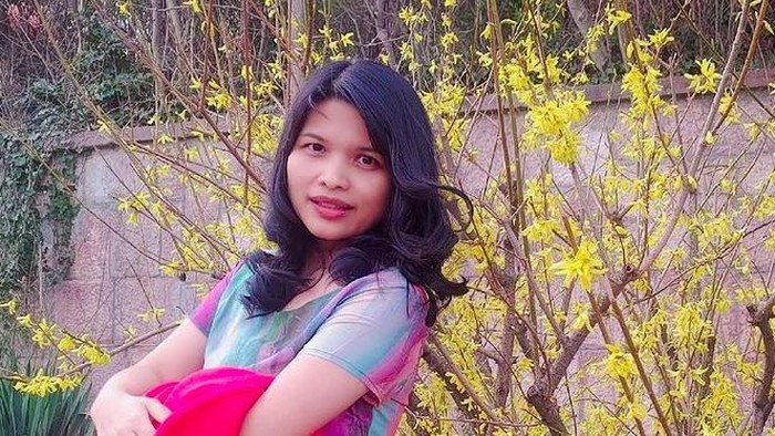 Ayu Petreny, istri bule Hongaria