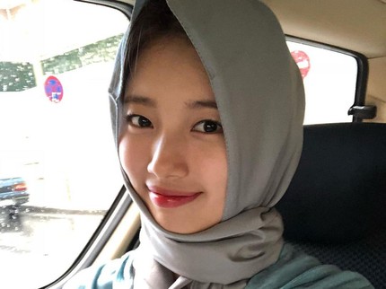 5 Potret Artis Cantik Korea Pakai Hijab, Ada Bintang Drakor Start-Up Suzy