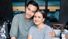 Rumah tangga Darius Sinathrya dan Donna Agnesia tak pernah diterpa isu miring&period; Yuk kita intip keharmonisannya&excl;