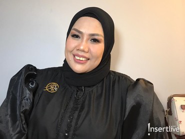 Elly Sugigi Sebut Banyak Artis Terkenal Pernah Pasang Susuk